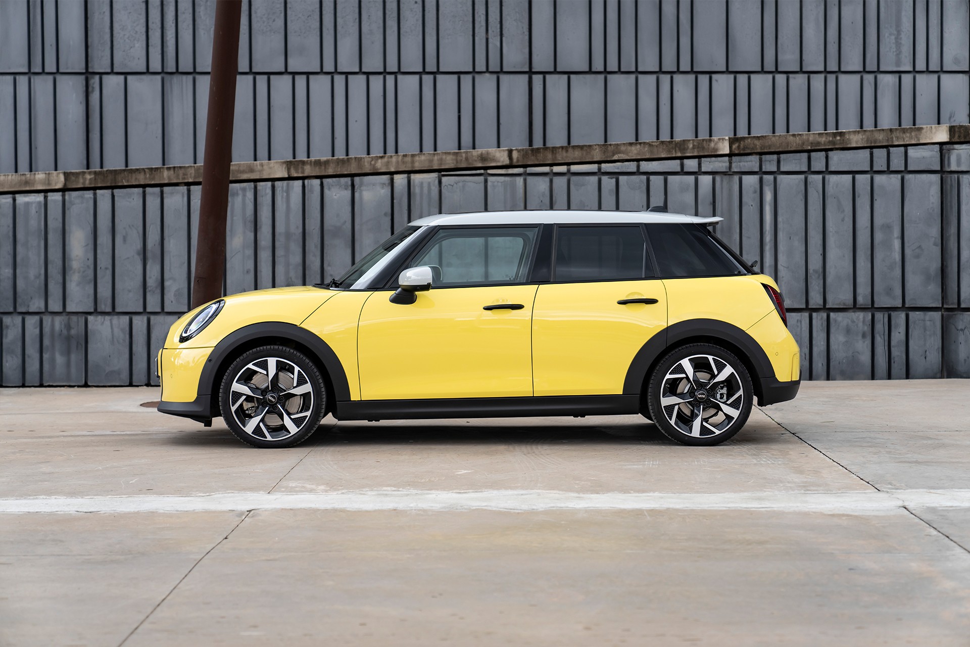 MINI Cooper C īpašais piedāvājums